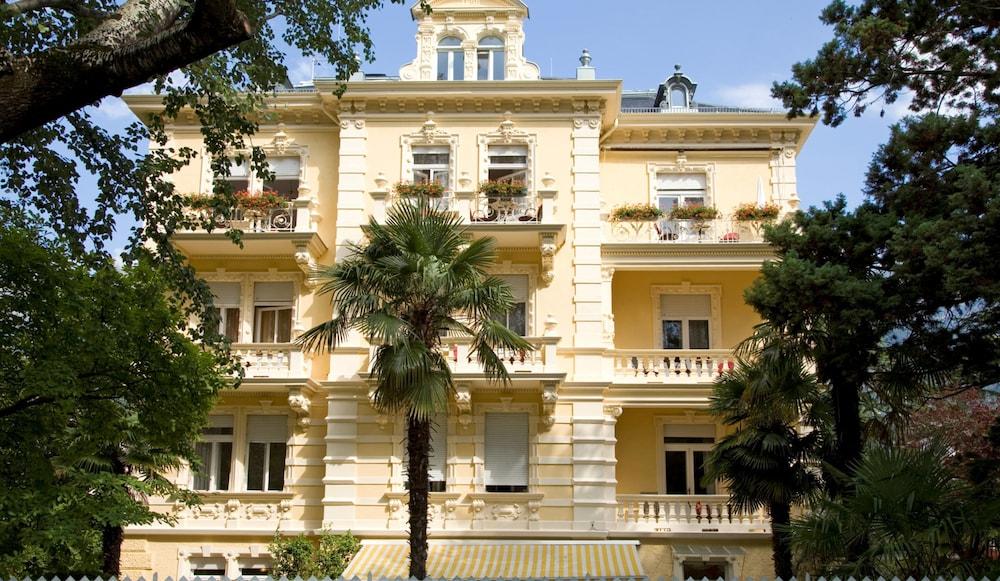 Hotel Villa Westend 메라노 외부 사진